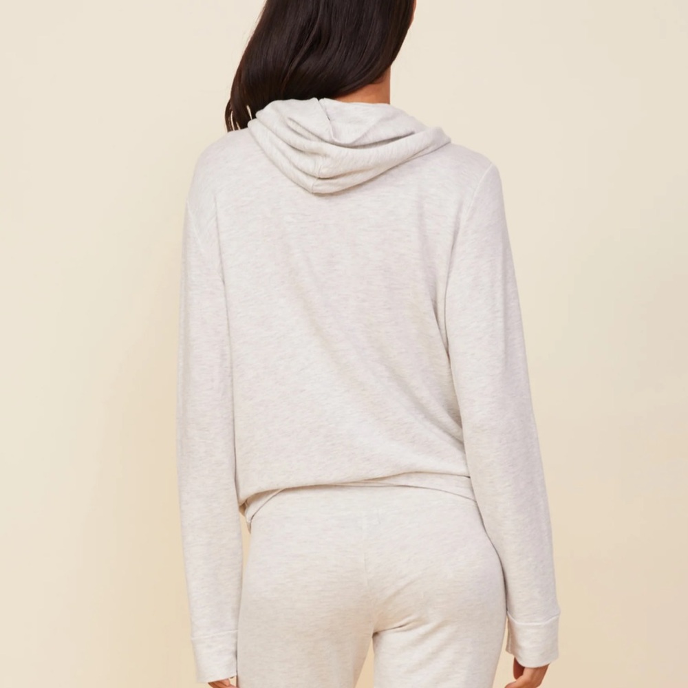 Monrow Supersoft Pullover Hoodie - Picture 5 of 14